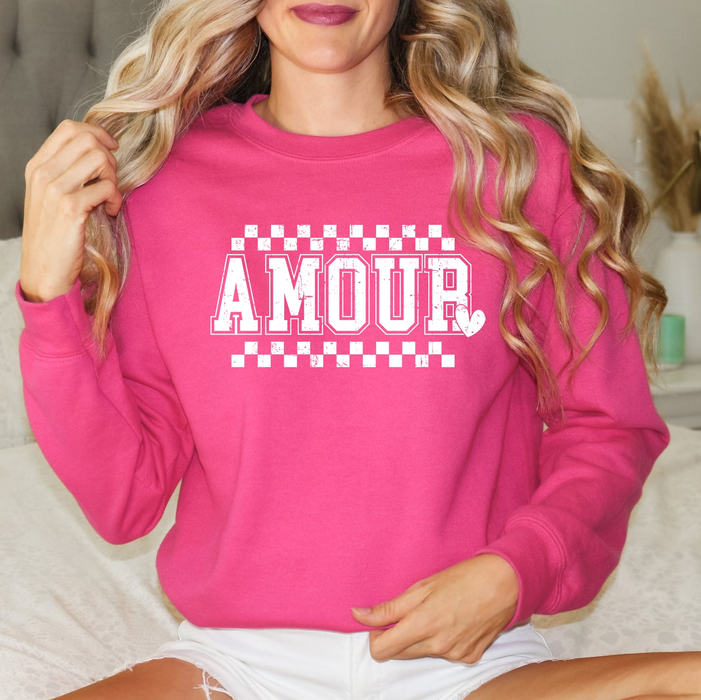 Amour Distressed Checkered | Sweatshirt