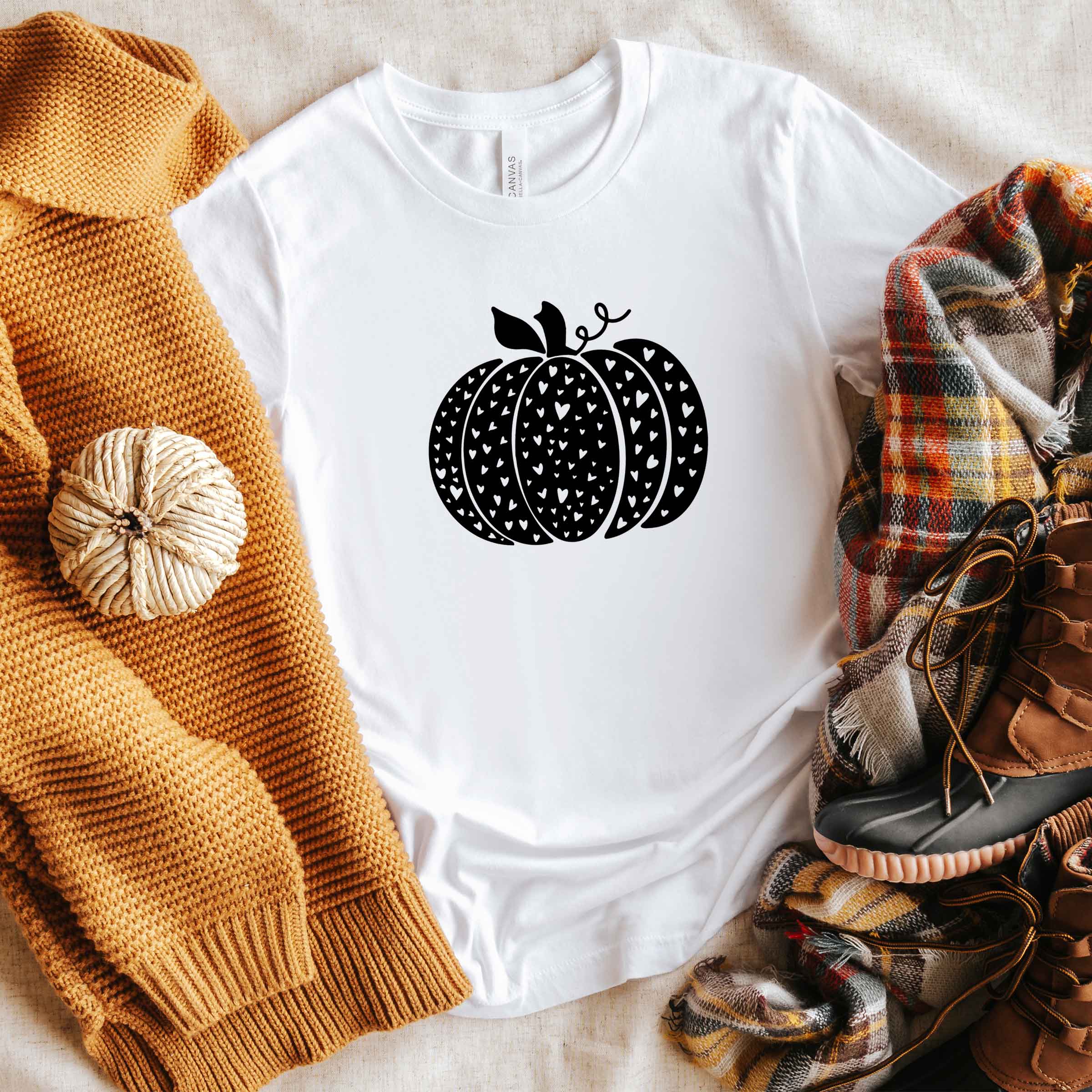 Heart Pumpkin | Short Sleeve Crew Neck