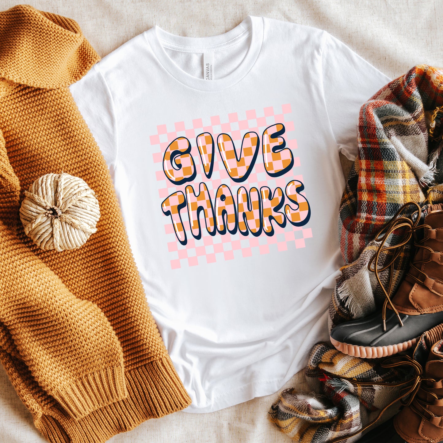 Give Thanks Checkered | Short Sleeve Crew Neck