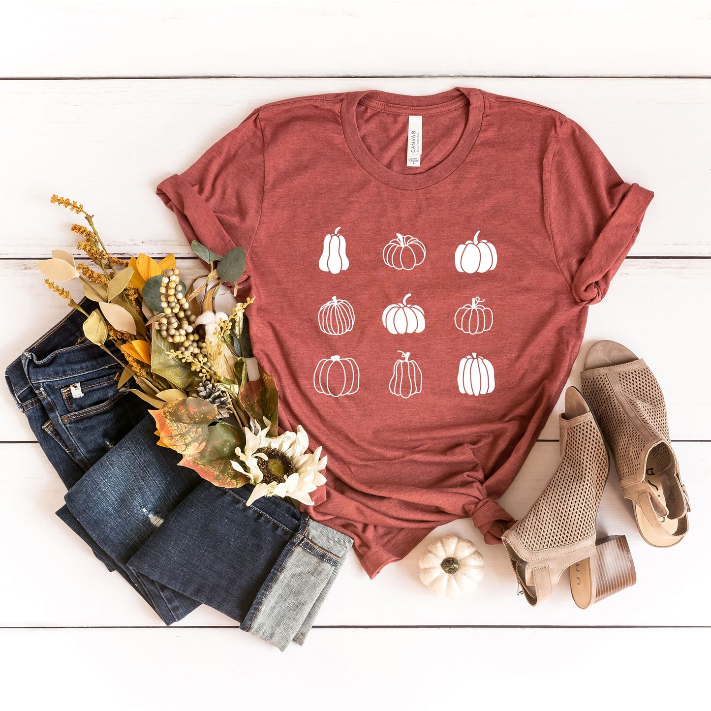 9 Pumpkins | Short Sleeve Graphic Tee