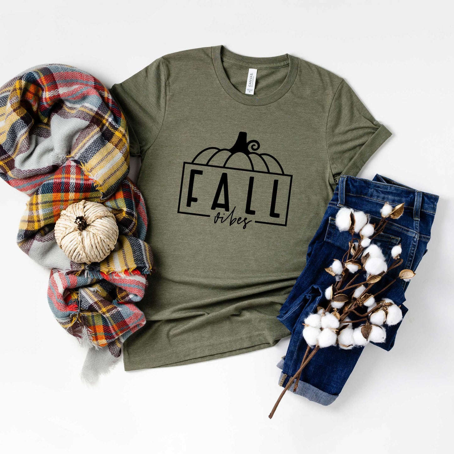 Fall Vibes Pumpkin | Short Sleeve Graphic Tee