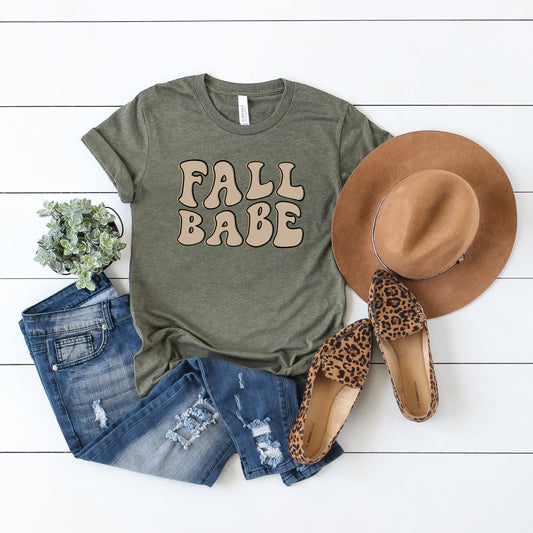 Retro Fall Babe Wavy | Short Sleeve Graphic Tee