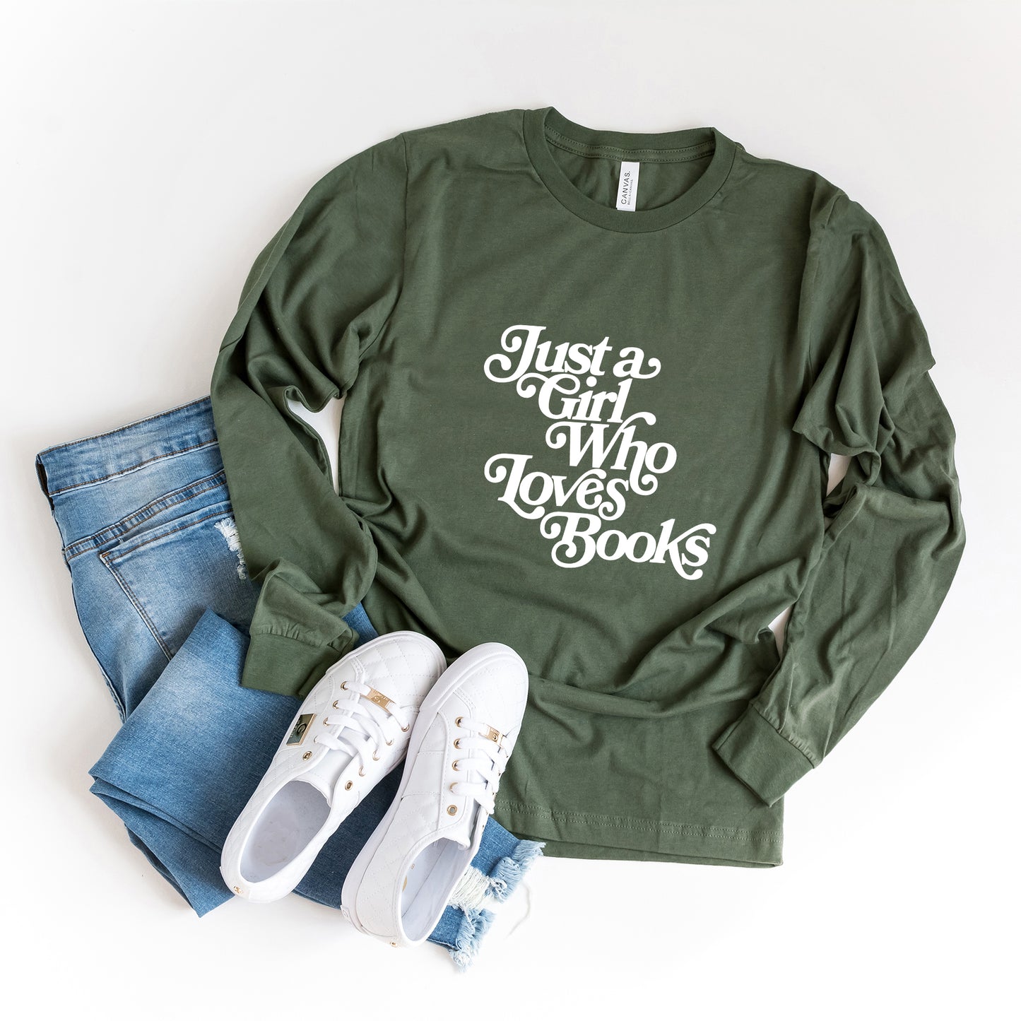 Just A Girl Who Loves Books | Long Sleeve Graphic Tee