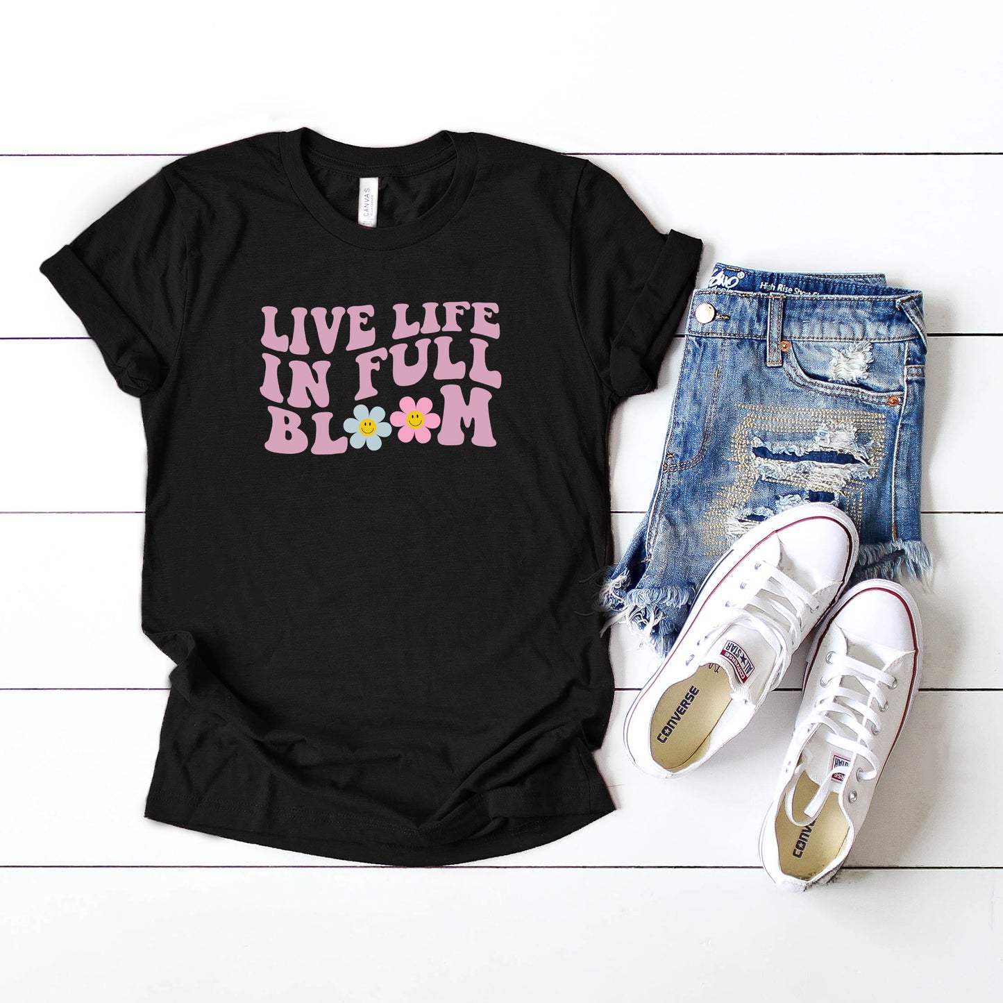 Live Life in Full Bloom Smiley | Short Sleeve Graphic Tee
