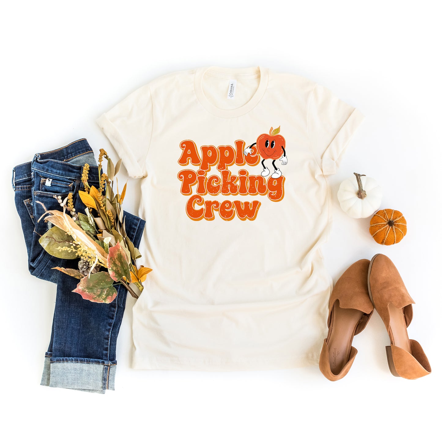 Retro Apple Picking Crew | Short Sleeve Graphic Tee