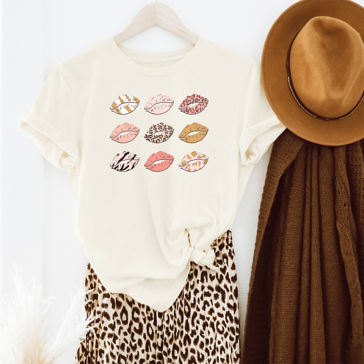 9 Lips | Short Sleeve Graphic Tee