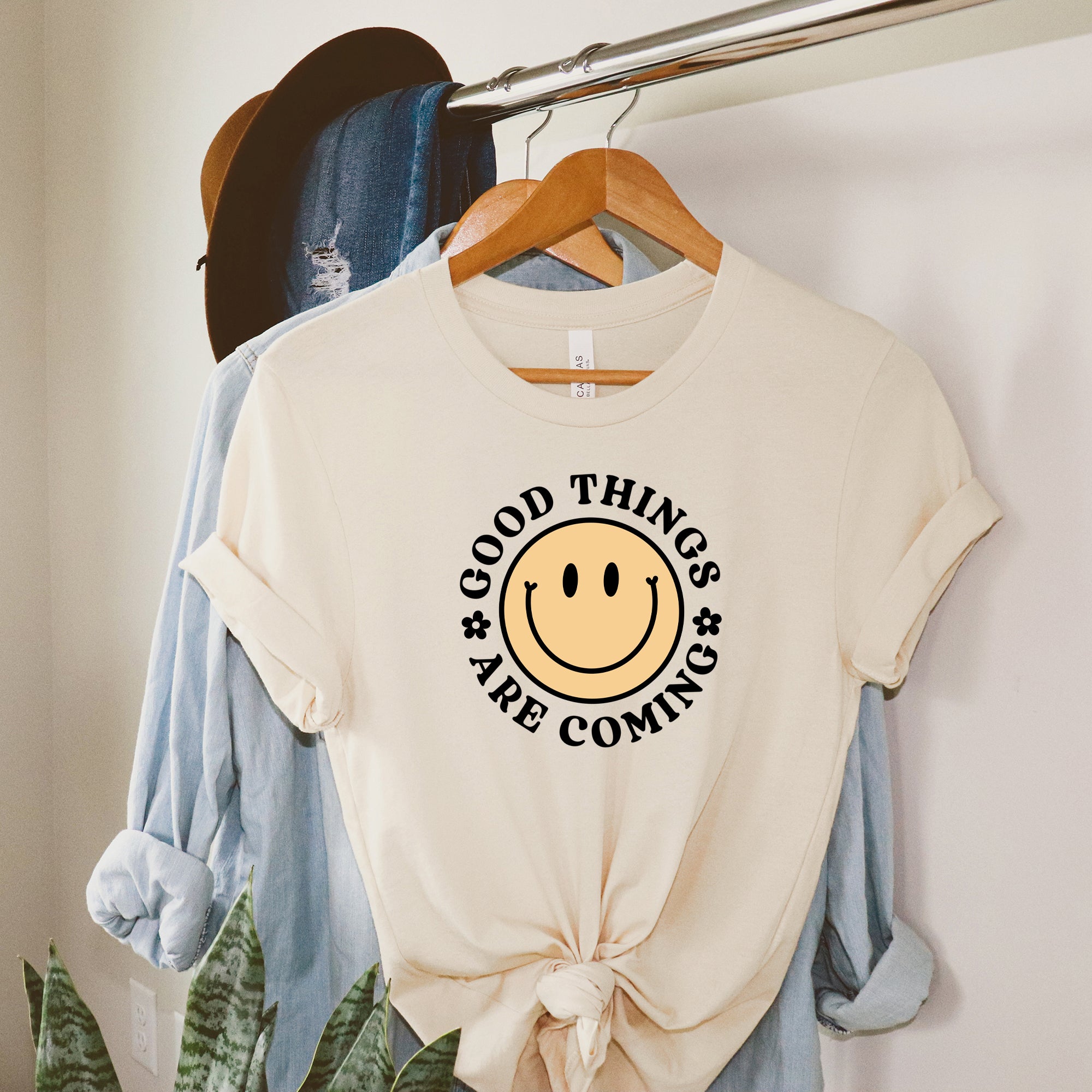 Good Things Are Coming Smiley Face | Short Sleeve Graphic Tee
