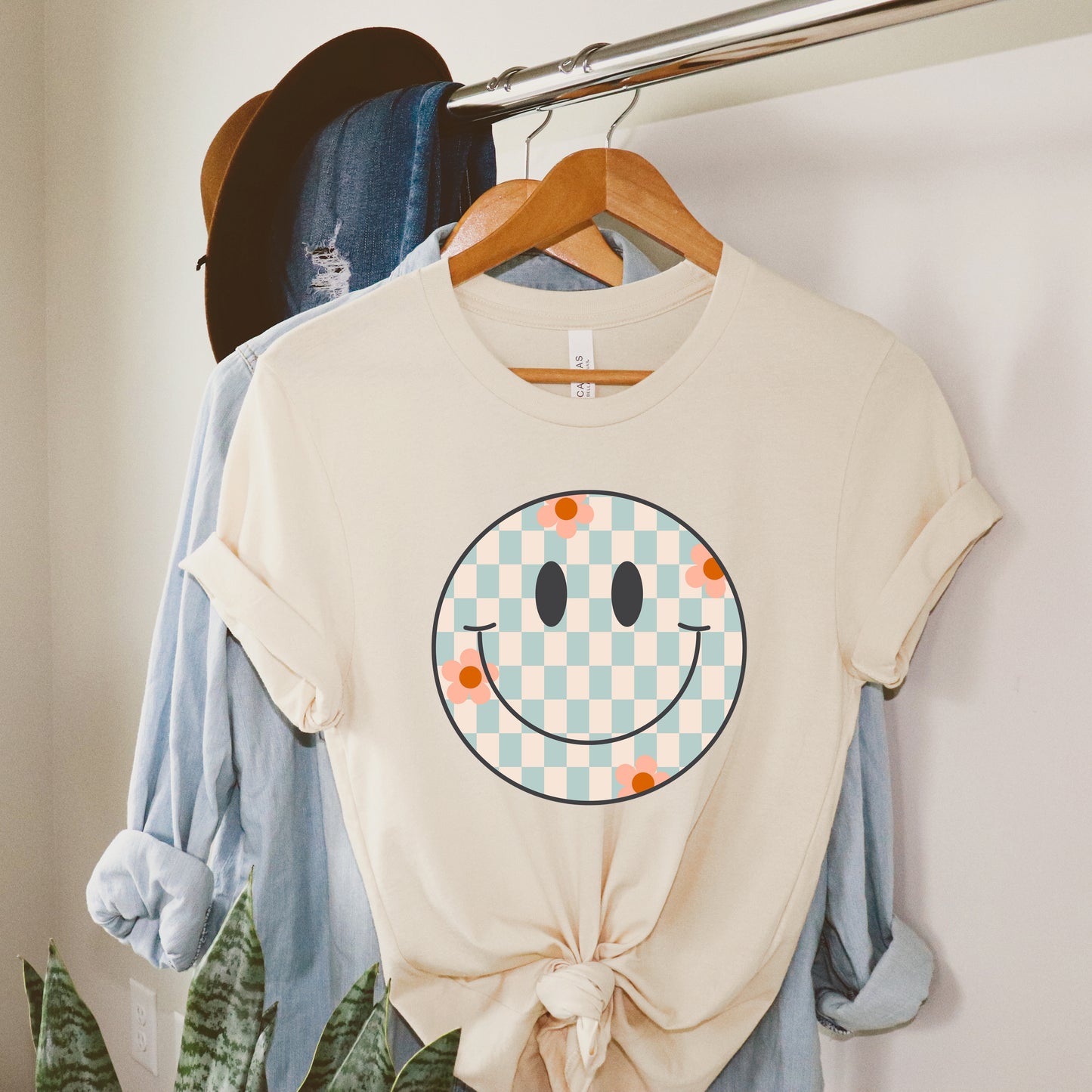 Checkered Smiley Face | Short Sleeve Graphic Tee