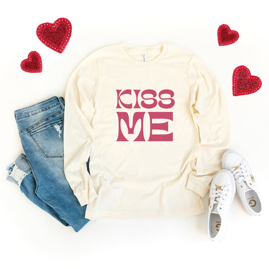 Kiss Me | Long Sleeve Graphic Tee