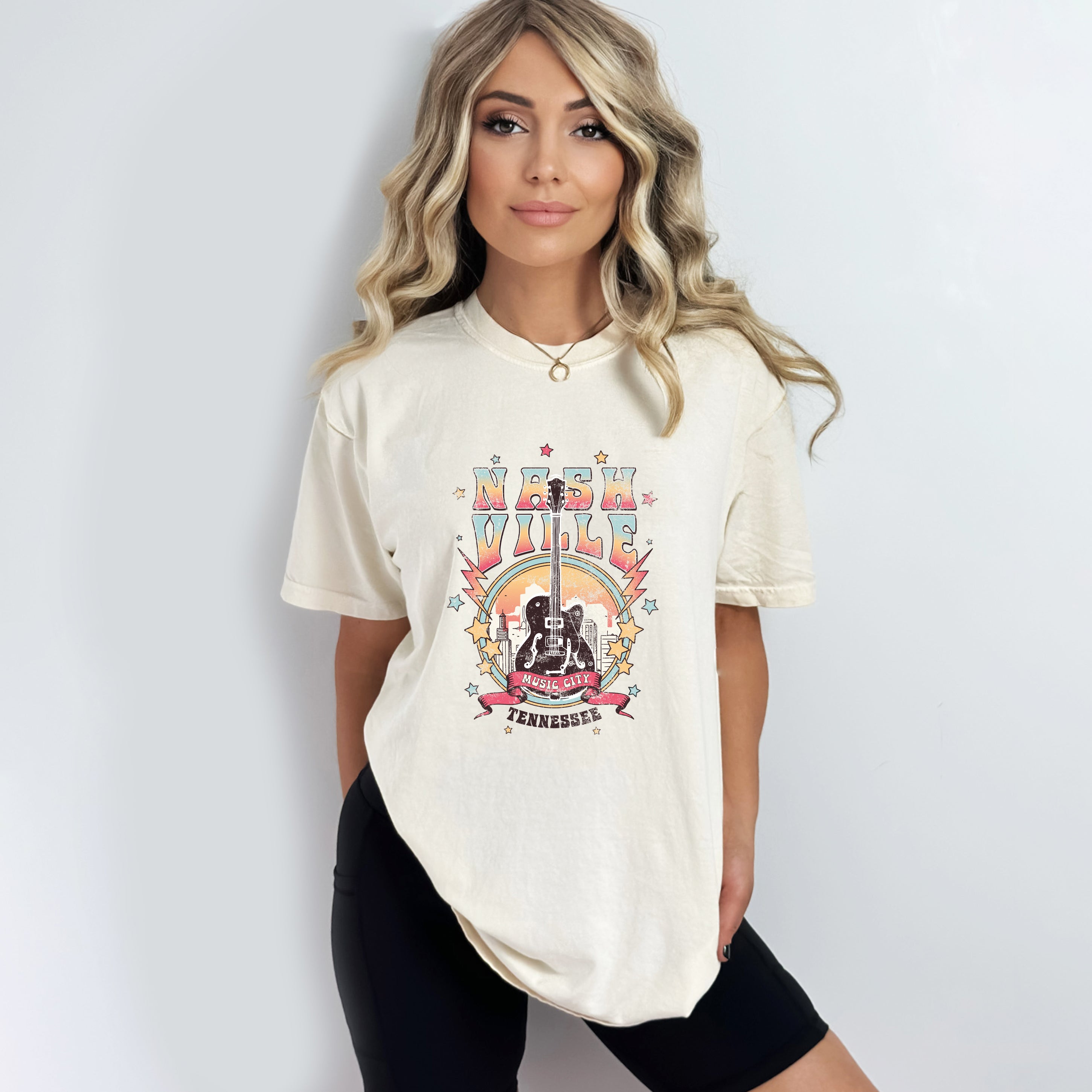 Nashville Tennessee Guitar | Garment Dyed Short Sleeve Tee