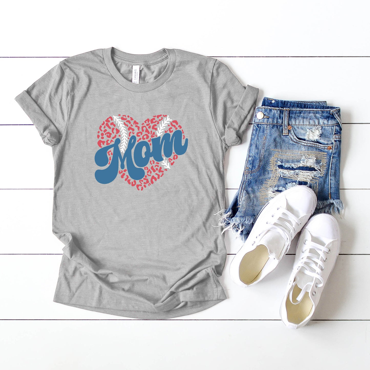 Baseball Mom Heart | Short Sleeve Graphic Tee
