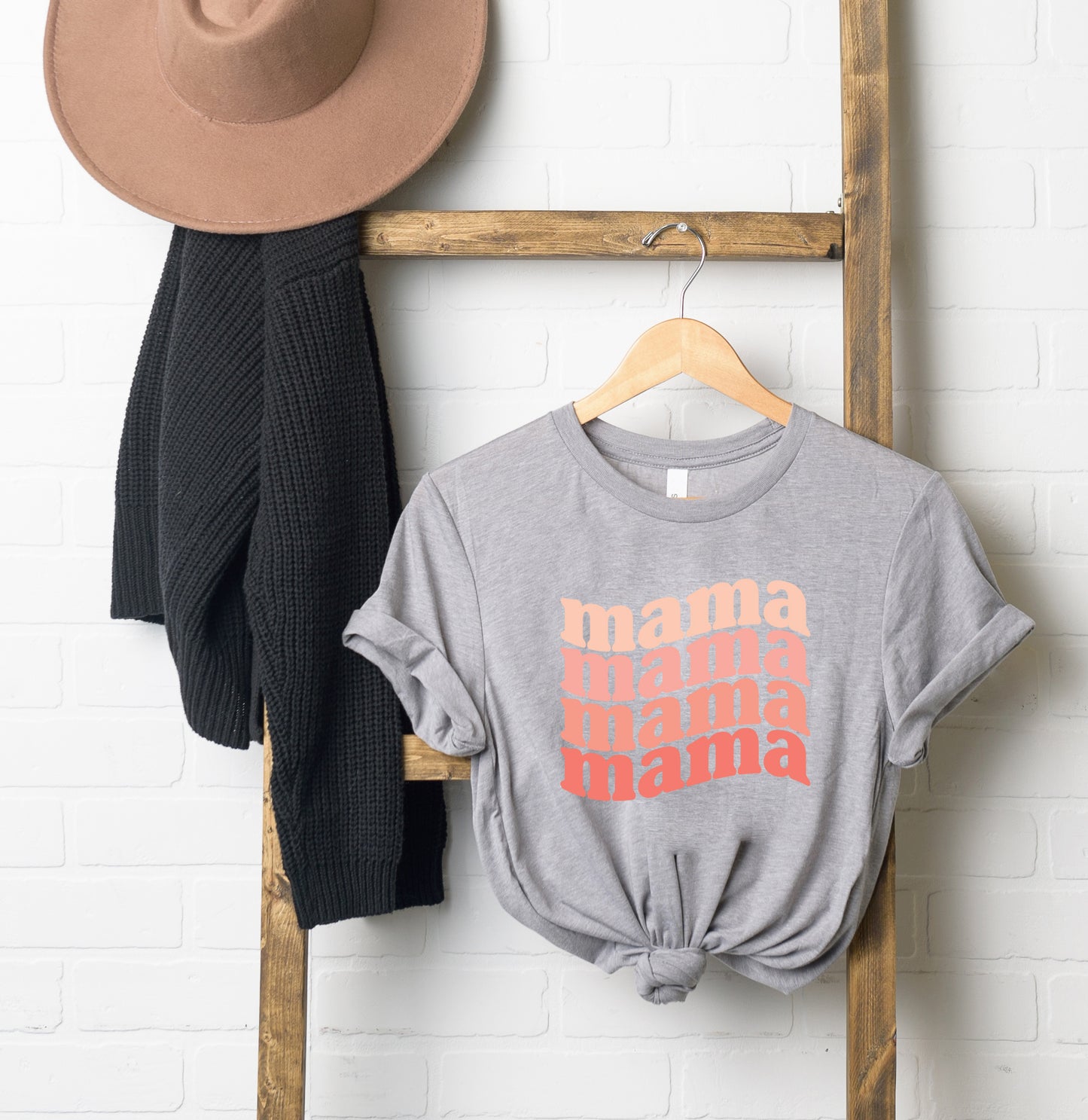 Retro Mama Wave | Short Sleeve Graphic Tee