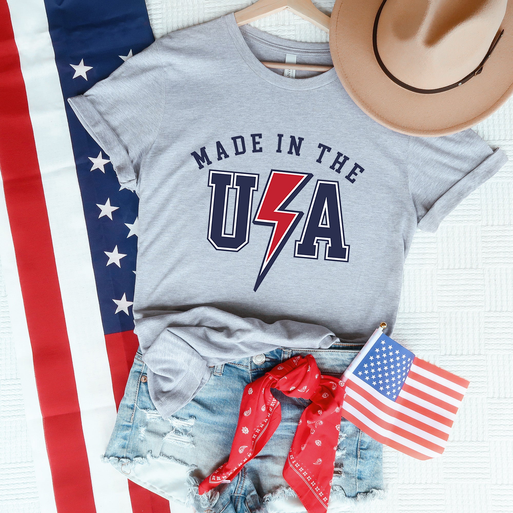 USA Lighting Bolt | Short Sleeve Graphic Tee