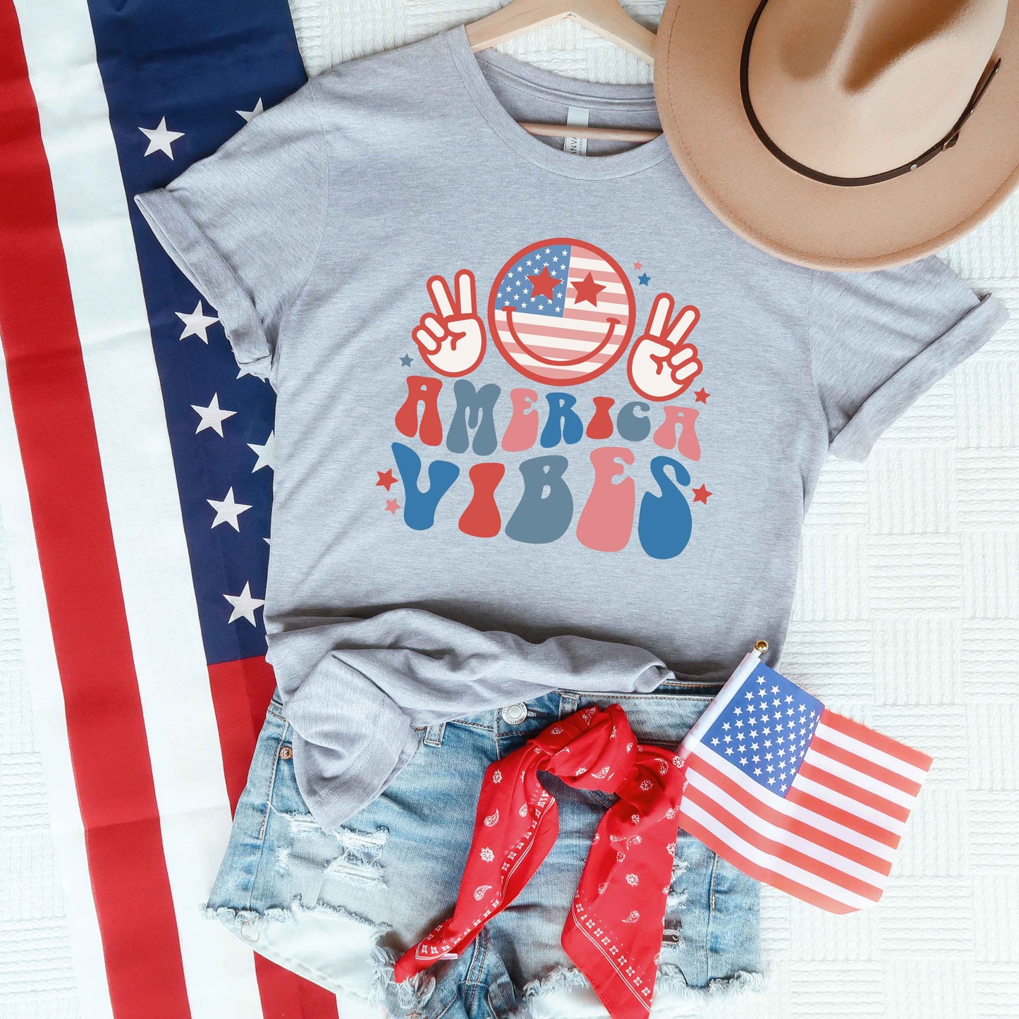 America Vibes Peace Sign | Short Sleeve Graphic Tee
