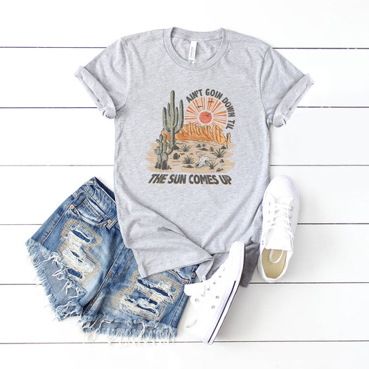 Vintage Ain't Goin Down | Short Sleeve Graphic Tee