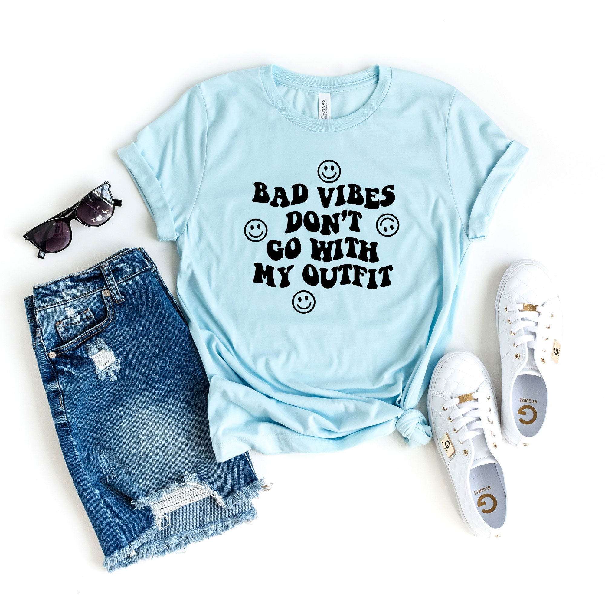 Don't Go With My Outfit Smiley Face | Short Sleeve Graphic Tee