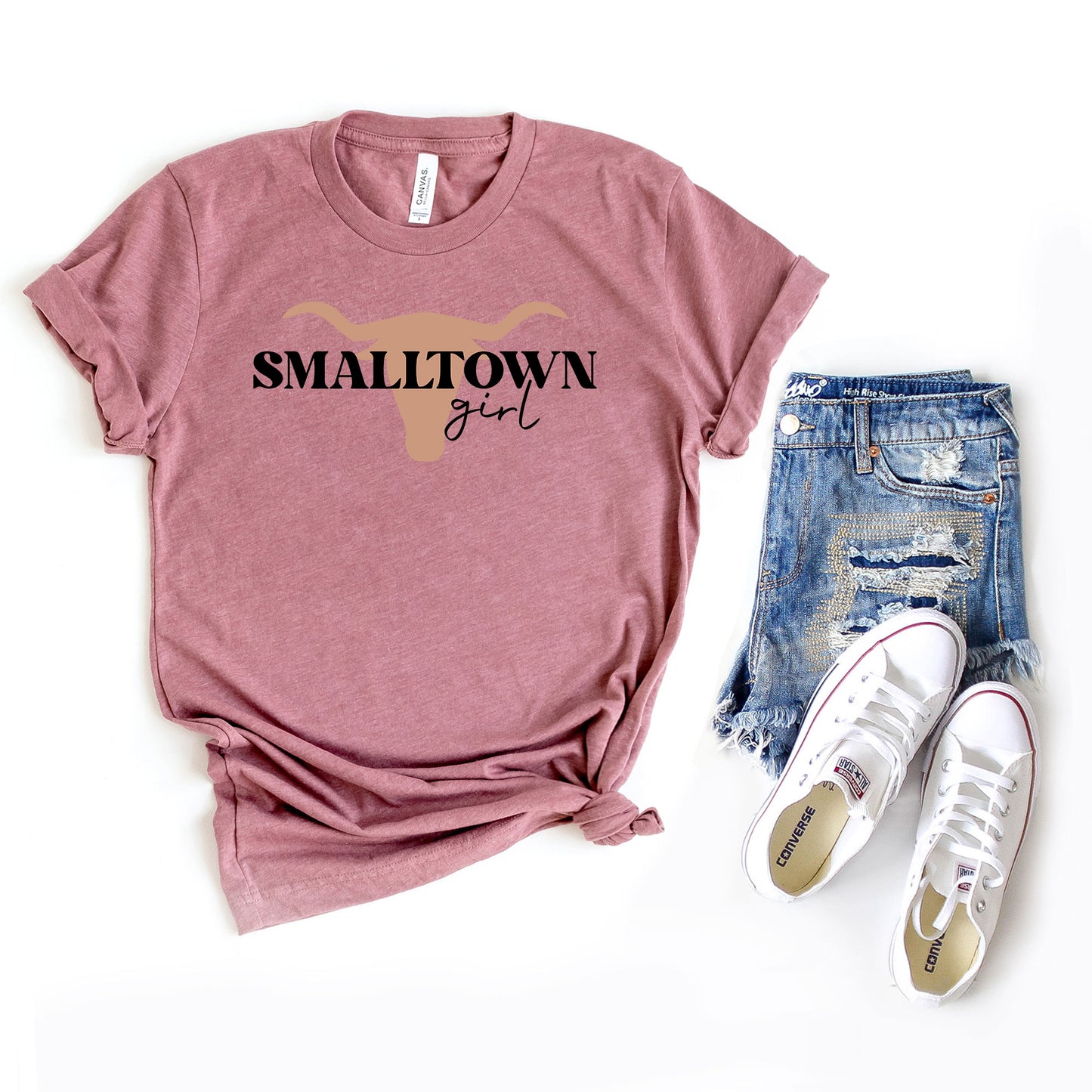 Small Town Girl Bull | Short Sleeve Graphic Tee