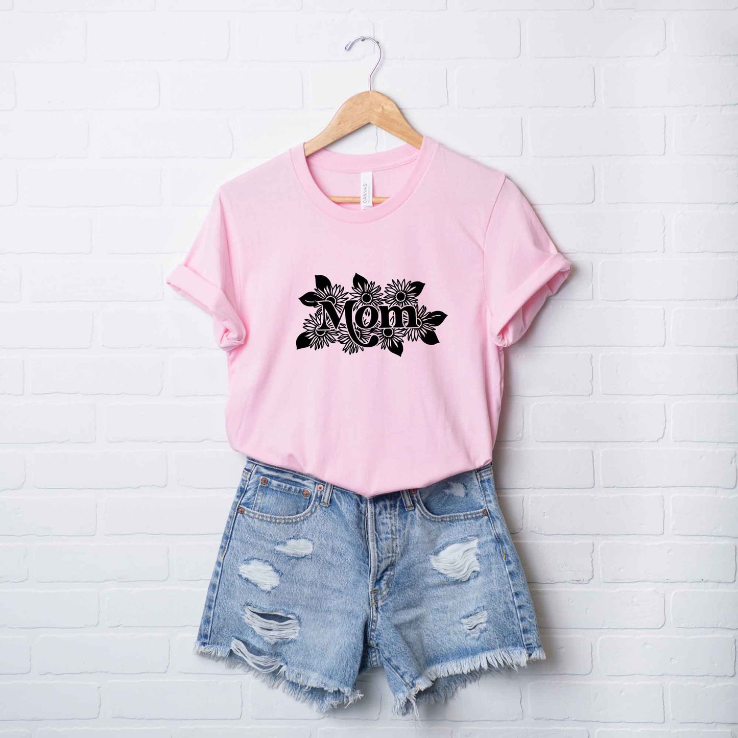 Mom Sunflowers | Short Sleeve Graphic Tee