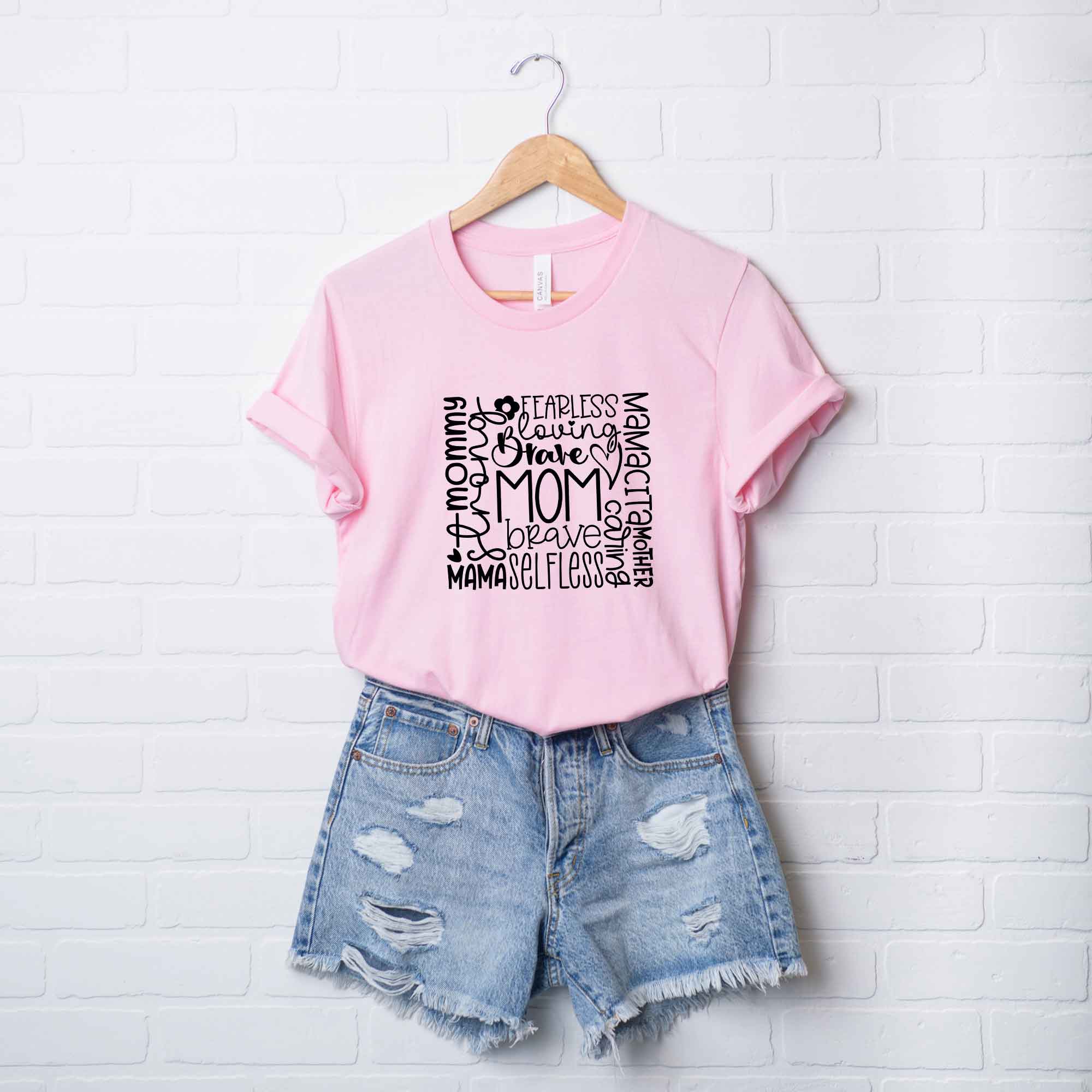Mom Doodles | Short Sleeve Graphic Tee