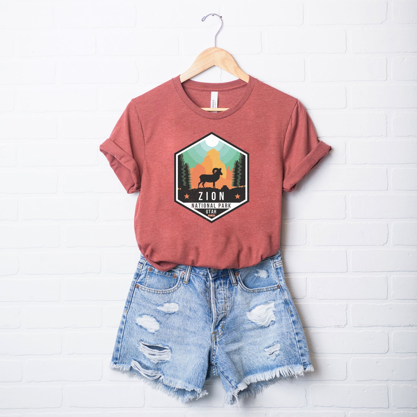 Zion National Park Badge | Short Sleeve Graphic Tee