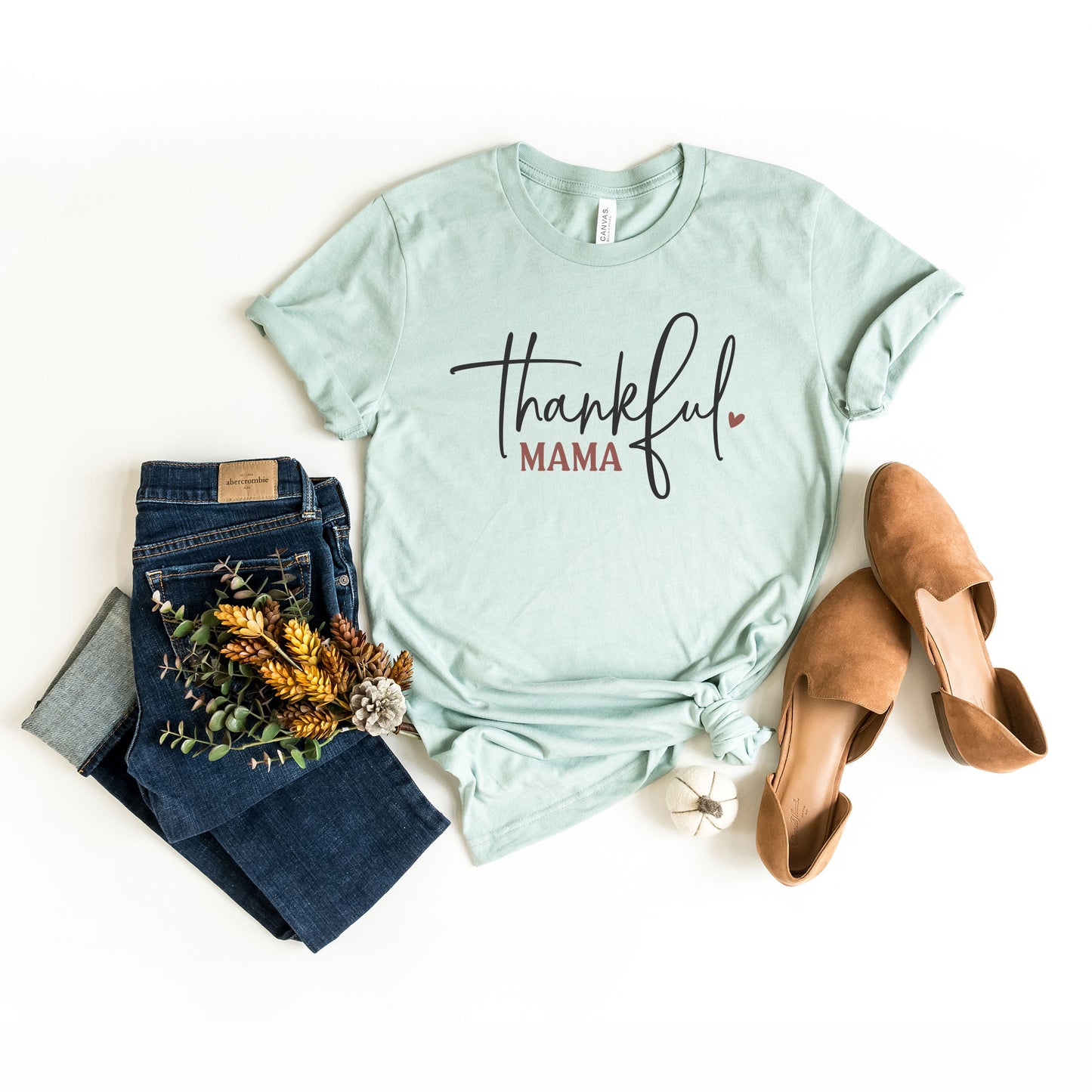 Thankful Mama Heart | Short Sleeve Graphic Tee