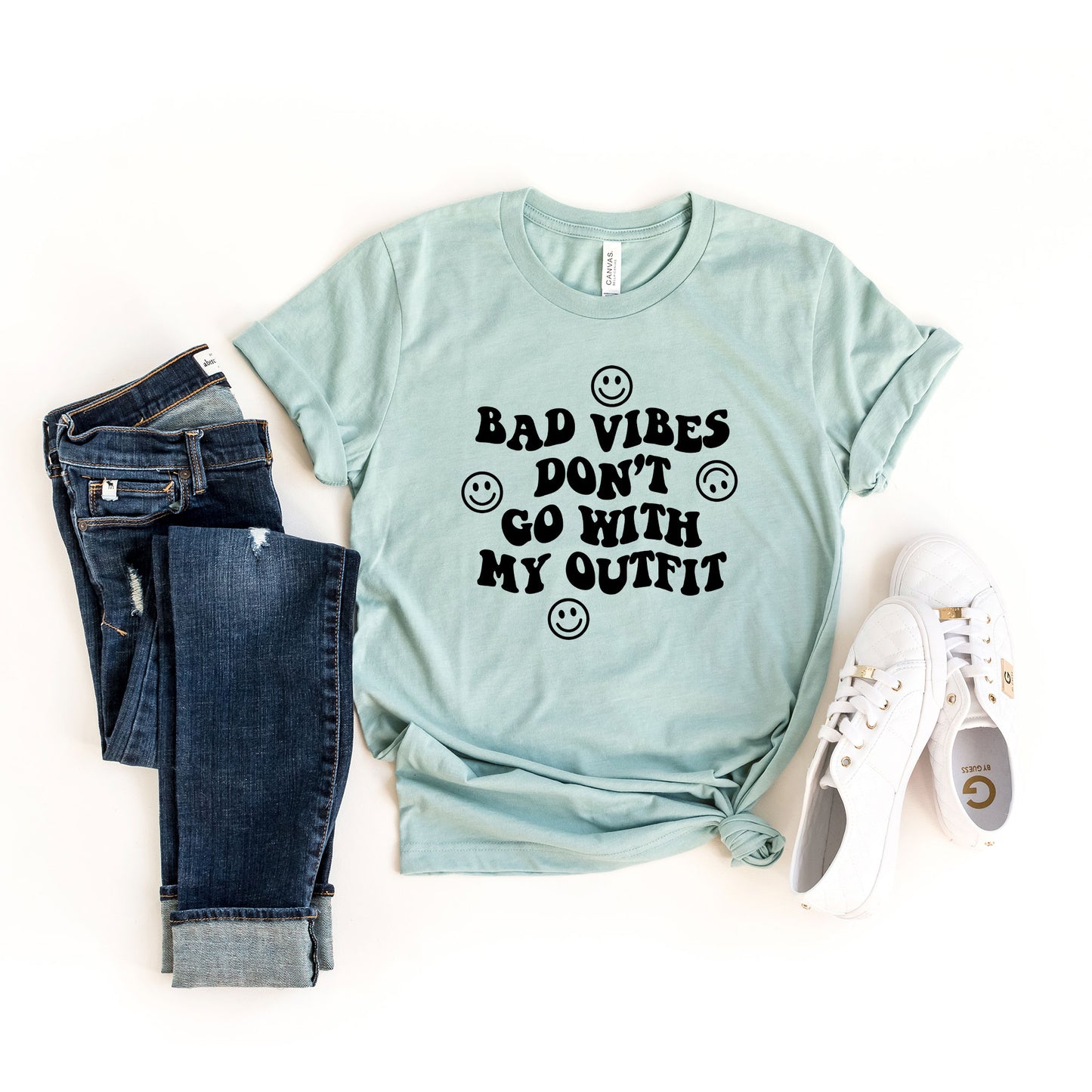 Don't Go With My Outfit Smiley Face | Short Sleeve Graphic Tee