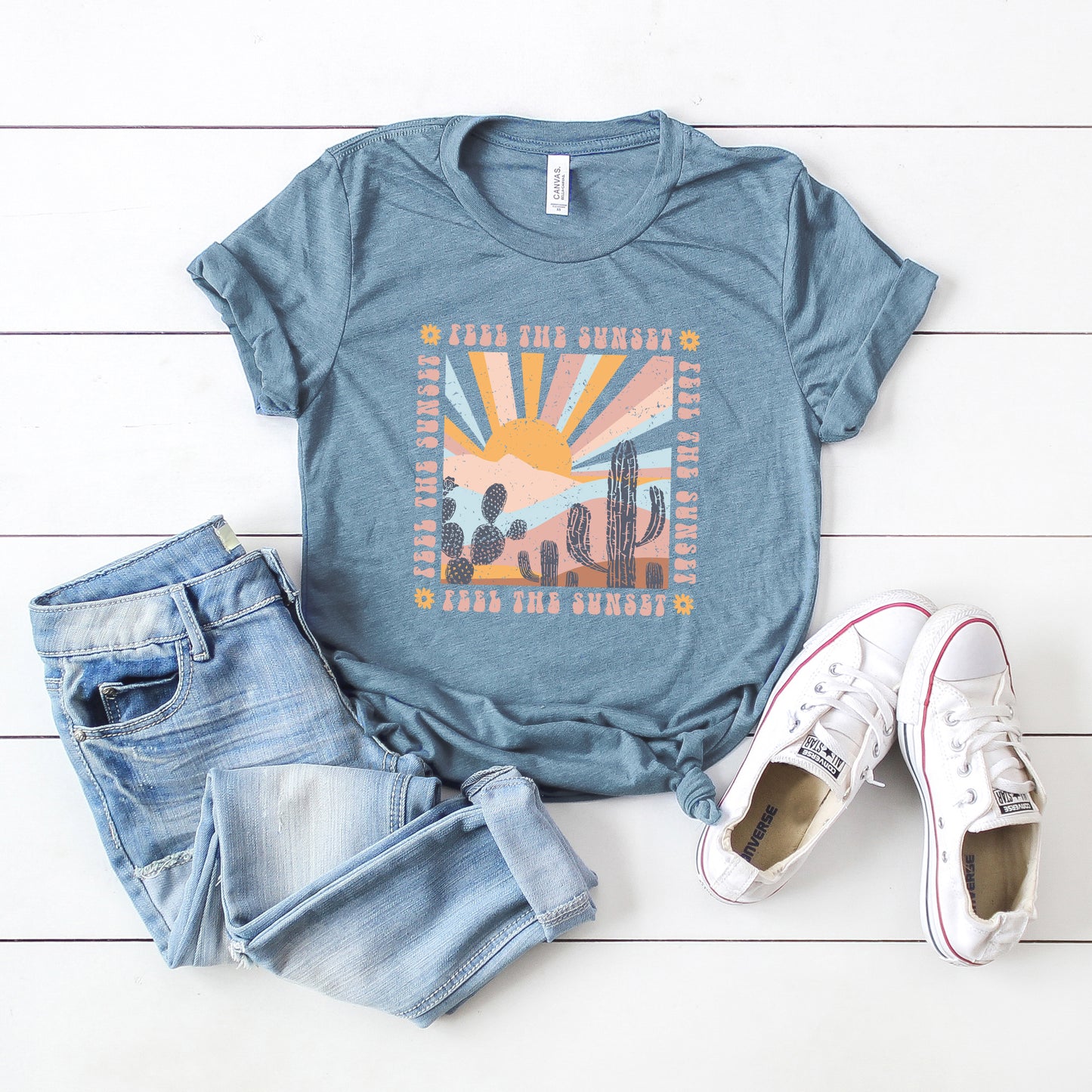 Vintage Feel The Sunset | Short Sleeve Graphic Tee