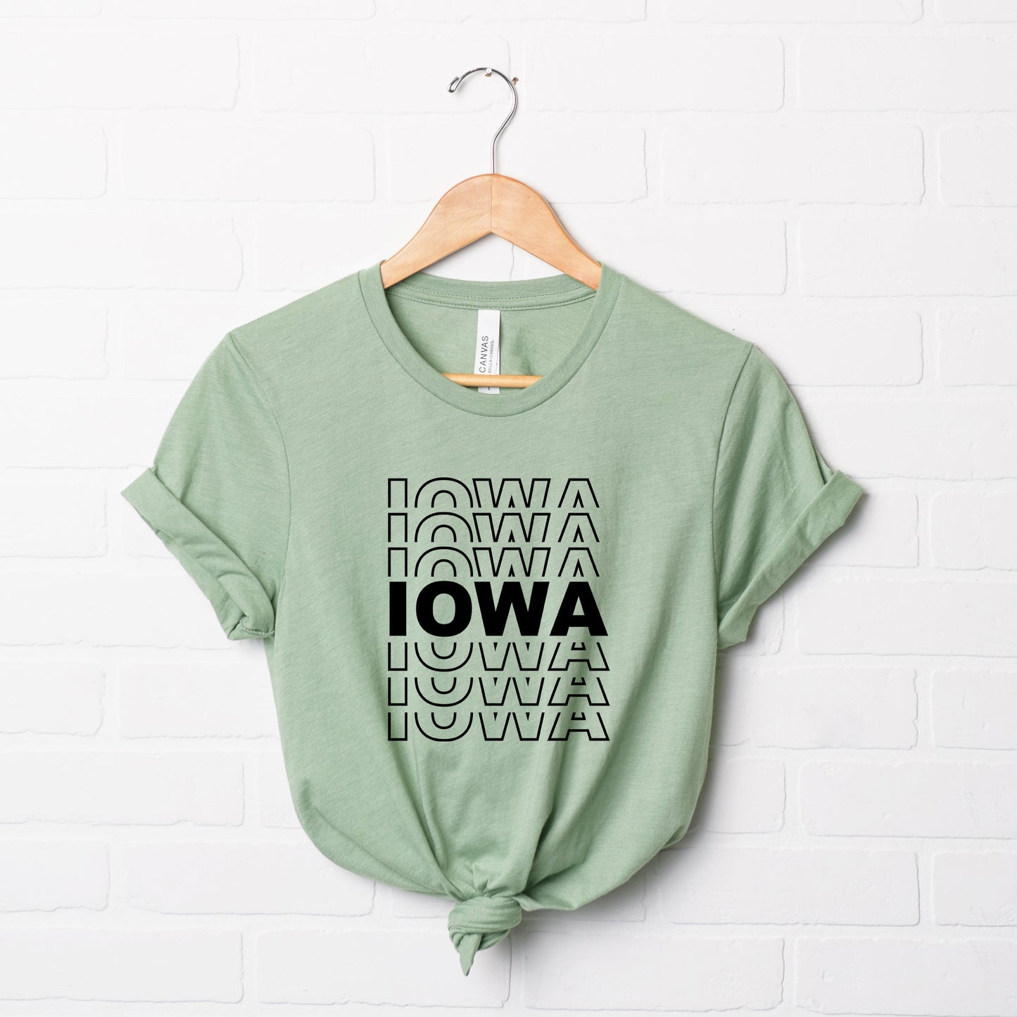 Iowa | Short Sleeve Graphic Tee