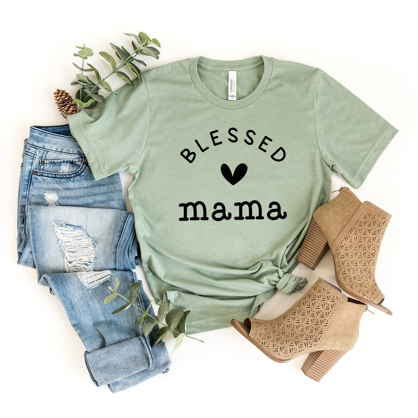 Blessed Mama Heart | Short Sleeve Graphic Tee