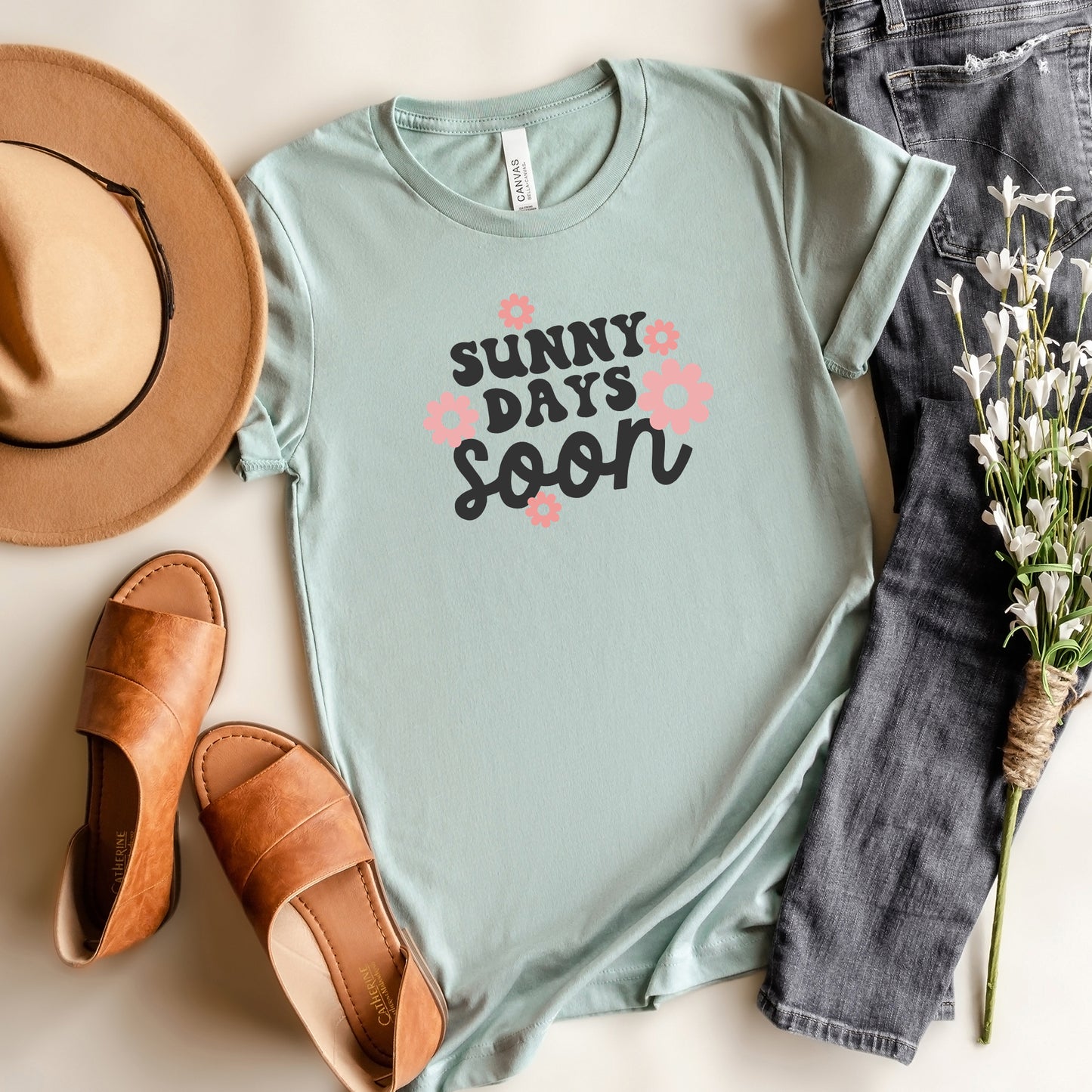 Sunny Days Soon Flowers | Short Sleeve Graphic Tee