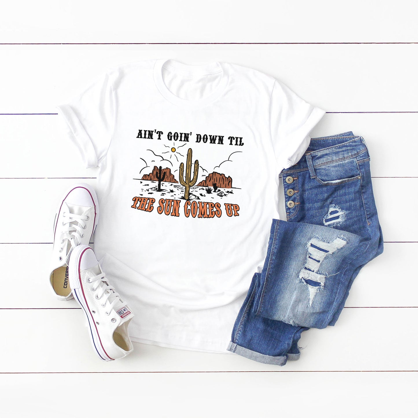 Retro Ain't Goin' Down | Short Sleeve Graphic Tee