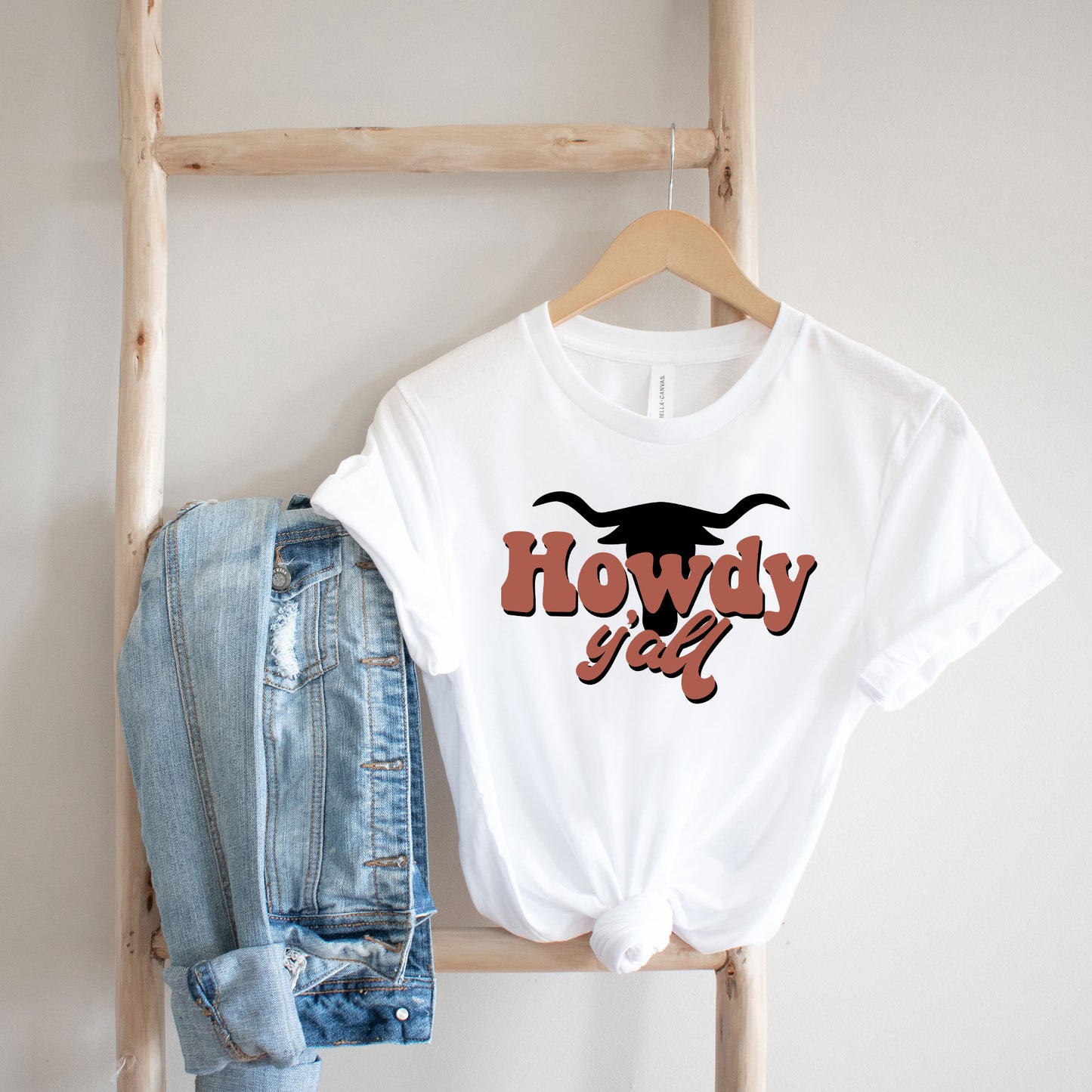 Howdy Y'all Bull | Short Sleeve Graphic Tee