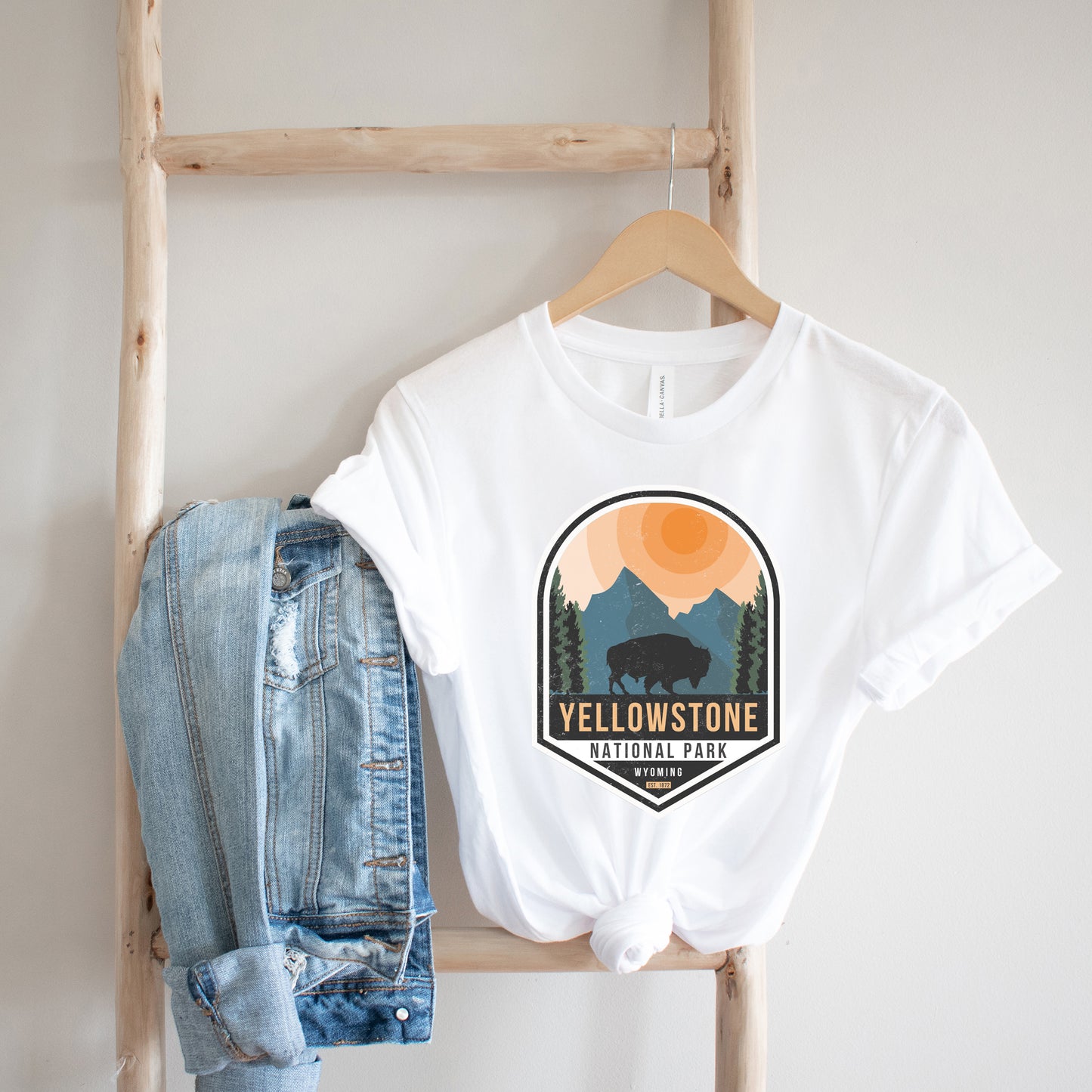 Yellowstone National Park Badge | Short Sleeve Graphic Tee
