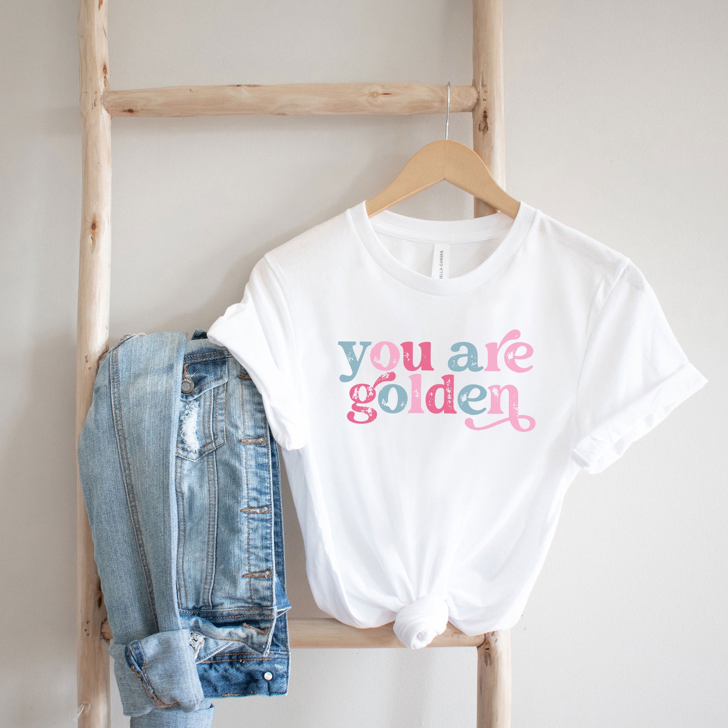Never Give Up Your Daydream Butterflies | Short Sleeve Graphic Tee