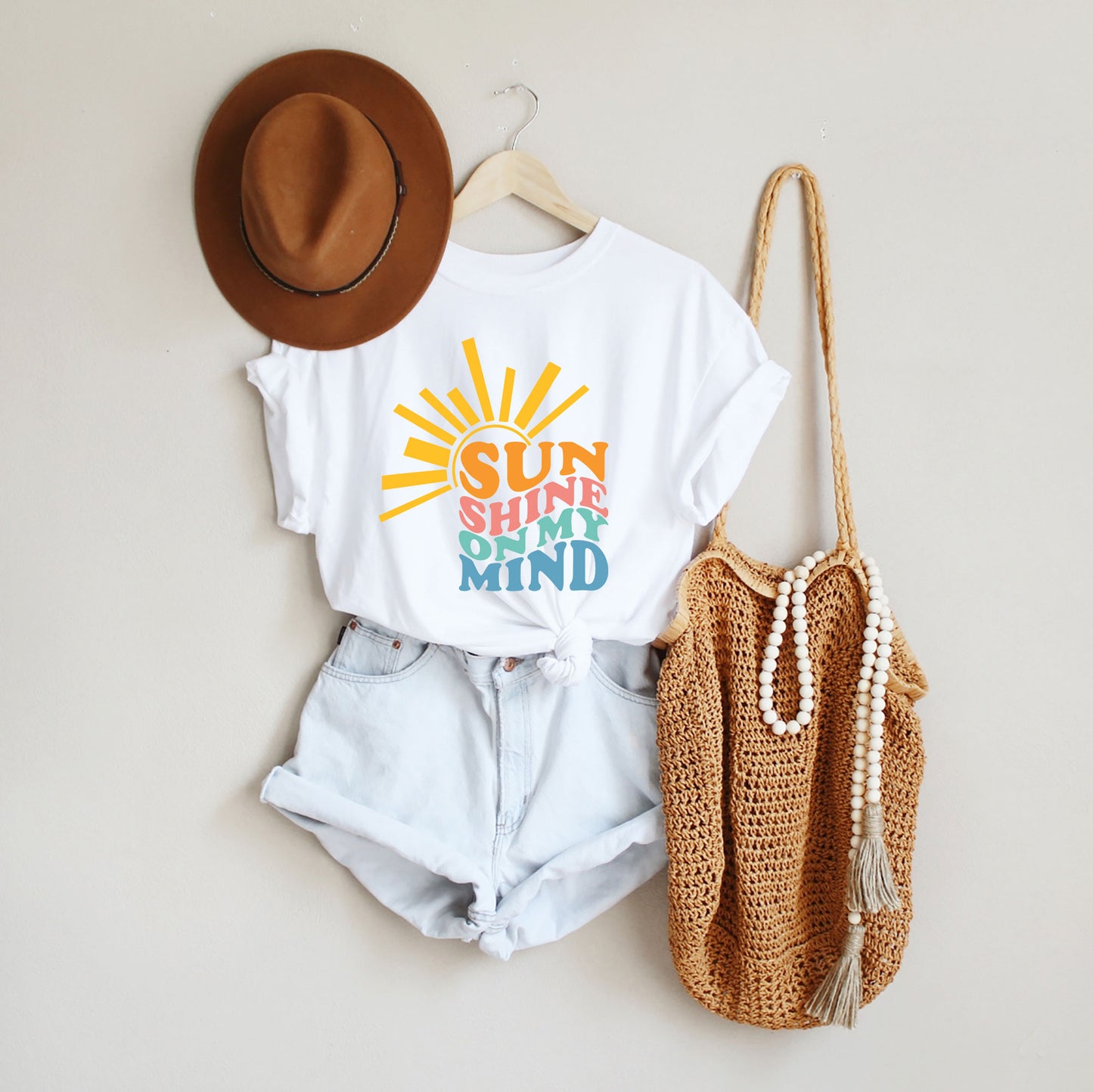 Sunshine On My Mind Wavy | Short Sleeve Graphic Tee