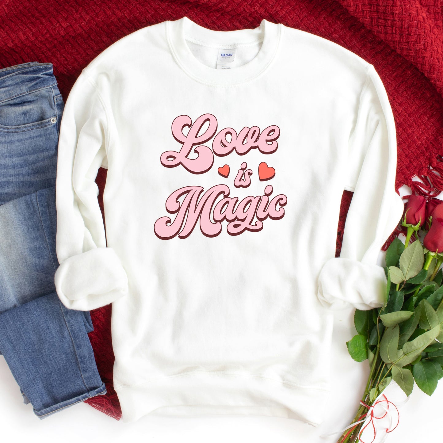 Love Is Magic | Sweatshirt