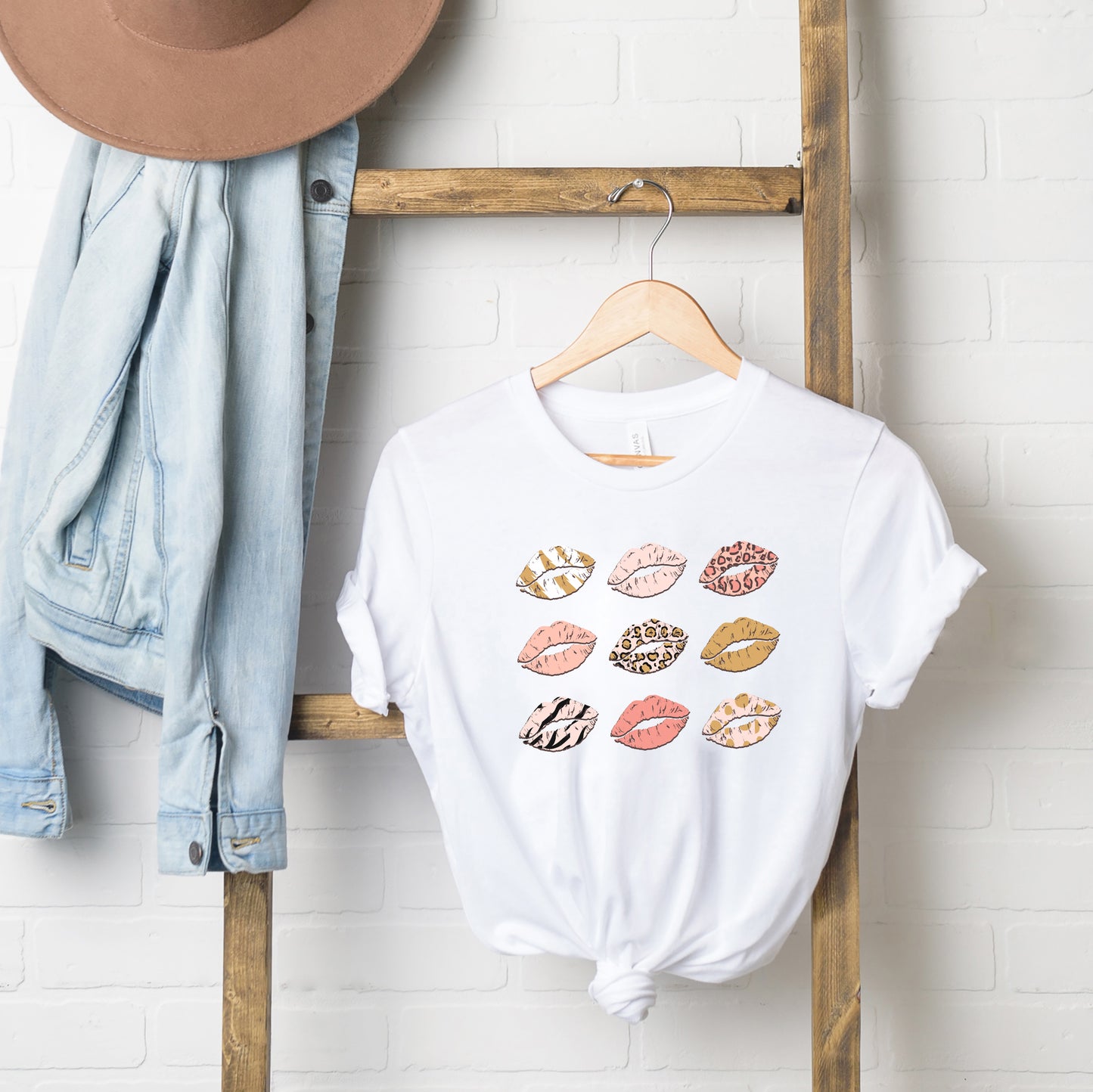 9 Lips | Short Sleeve Graphic Tee