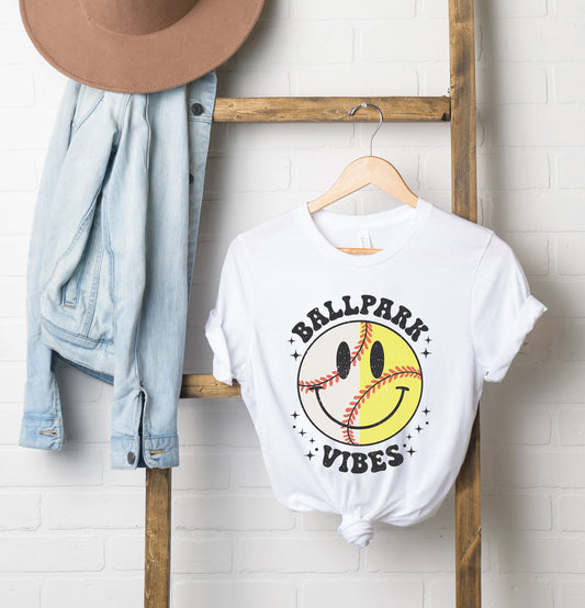 Vintage Ballpark Vibes Smiley Face | Short Sleeve Graphic Tee