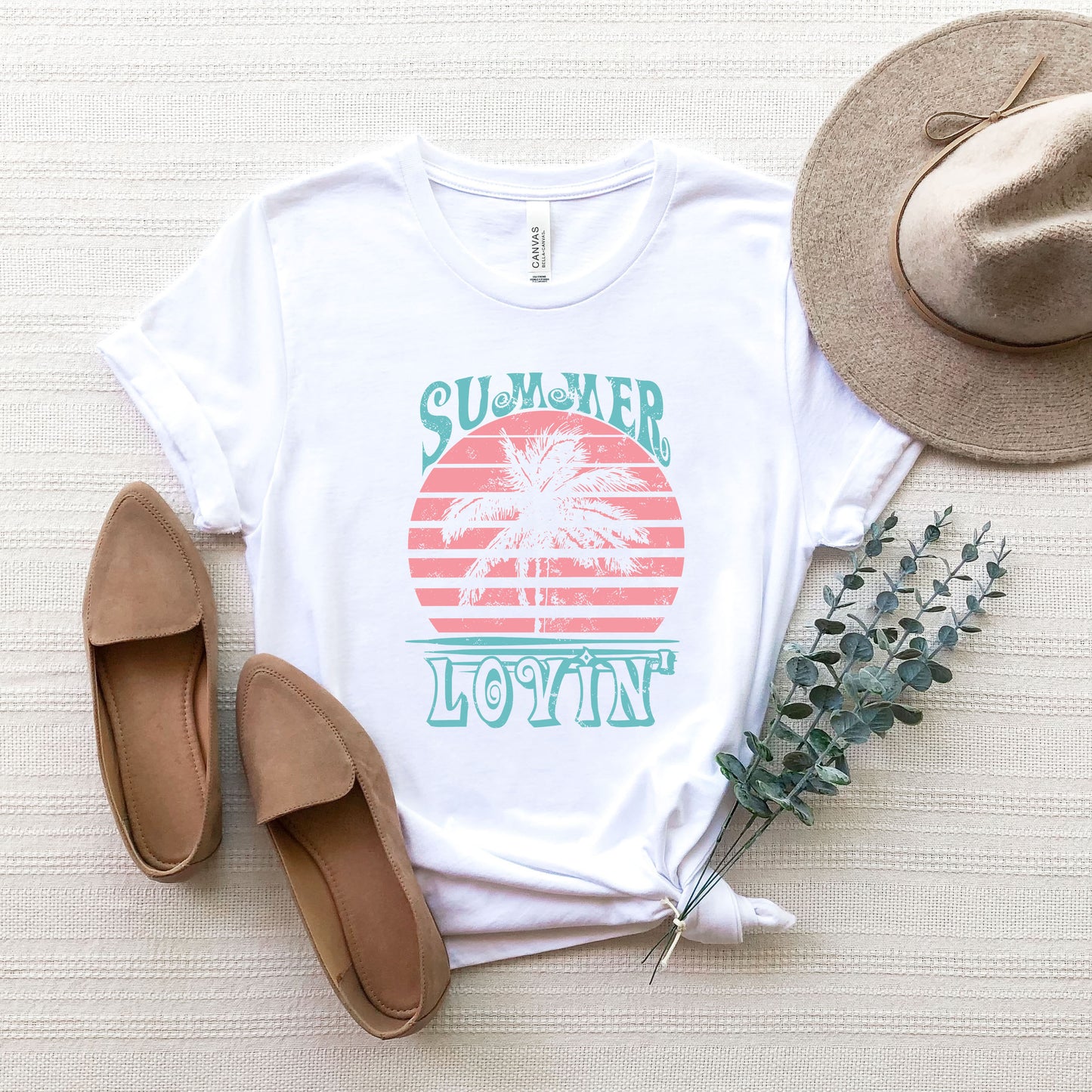 Summer Lovin' Colorful | Short Sleeve Graphic Tee