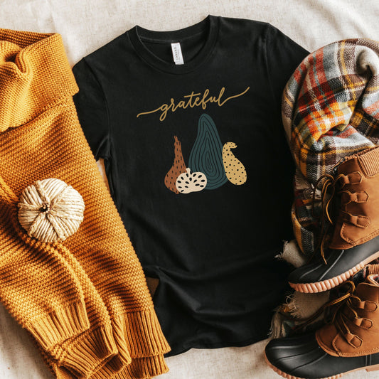 Boho Grateful Pumpkins | Short Sleeve Graphic Tee